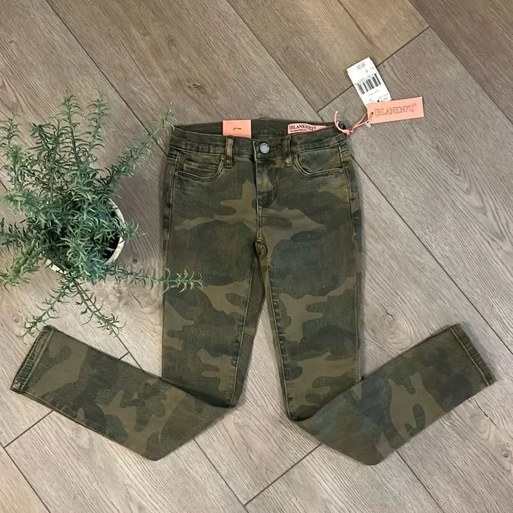 NWT GIRLS BLANK NYC THE MINI MERCER CAMO JEANS SIZE 8